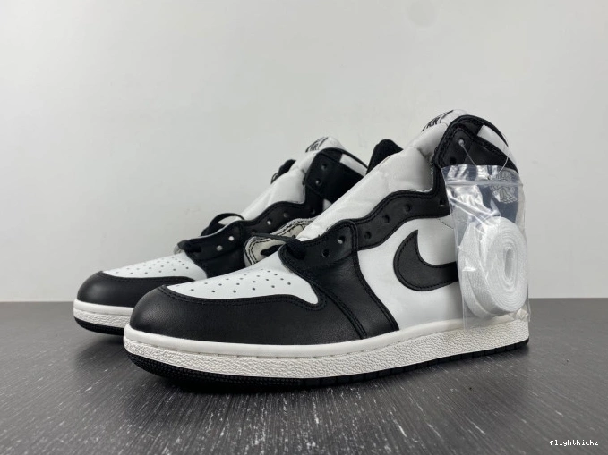 BQ4422-001 High Retro 85 (2023) Black White Jordan 1 0720
